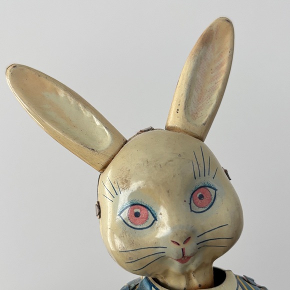 Vintage Rabbit Drummer - Picture 14 of 16